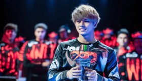 BLG斩获LPL夏季赛冠军，银龙杯三连冠加冕剑指全球总决赛